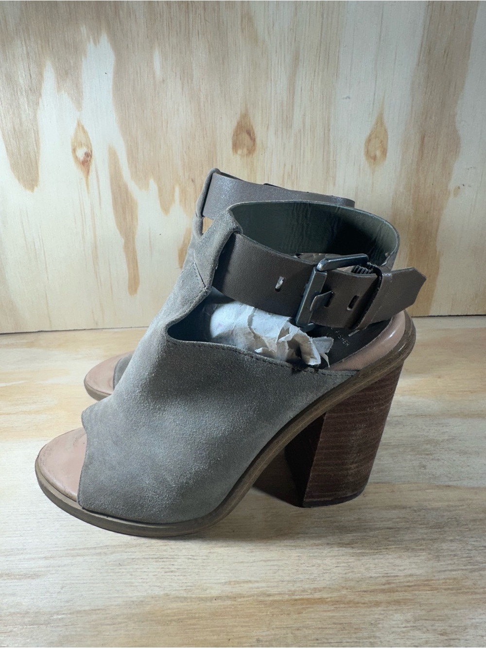 Marc Fisher Taupe Suede Open-Toe Block Heel Sandals Women’s Size 7.5